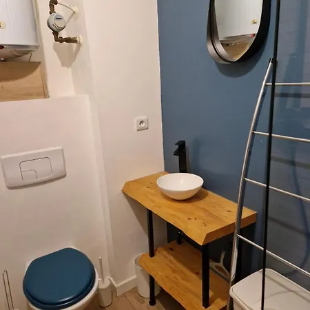 Les Cigales شقة